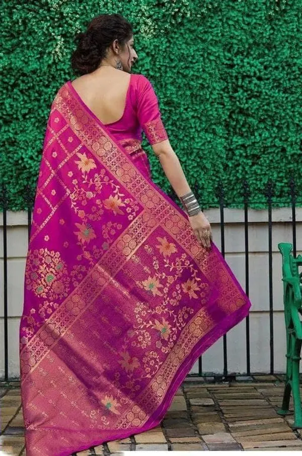 Purple_Embellished_Banarasi_Jacquard_Saree_(Purple)